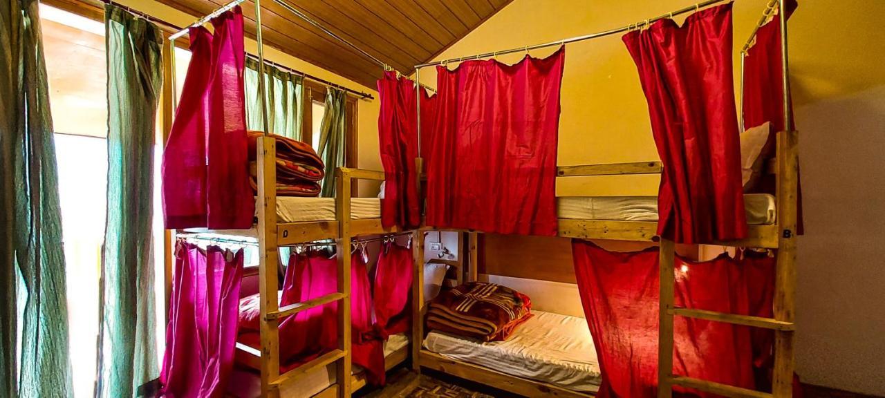 Albergue La Vaca India Manali Exterior foto